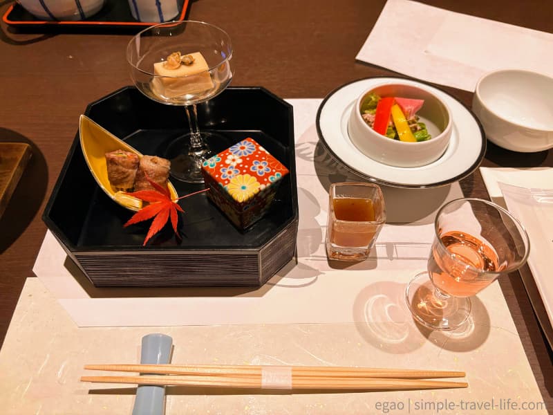 食前酒、前菜、酢の物から懐石がスタート