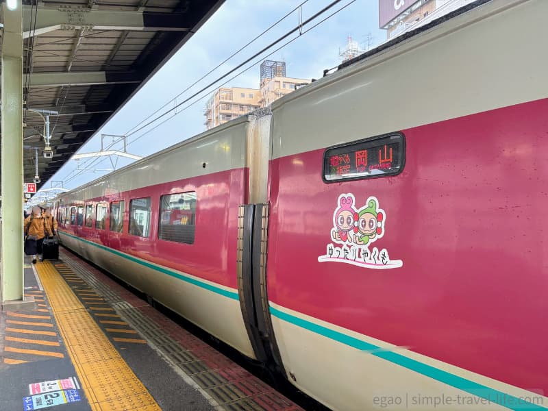 出雲市駅の特急やくも