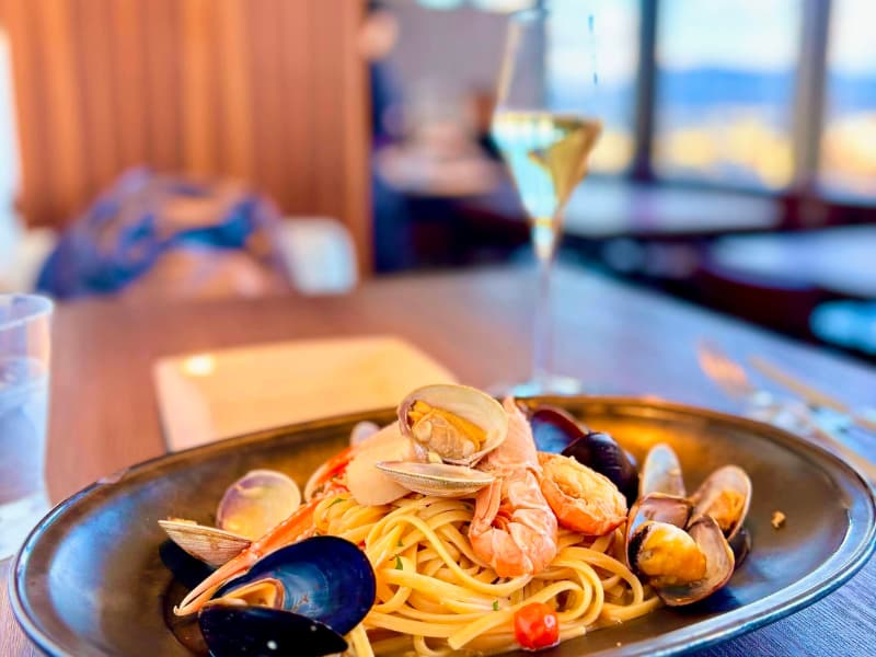 ザ・キッチンサルヴァトーレ・クオモ京都のス、コットランド産手長海老と魚介のペスカトーレ リングイネ